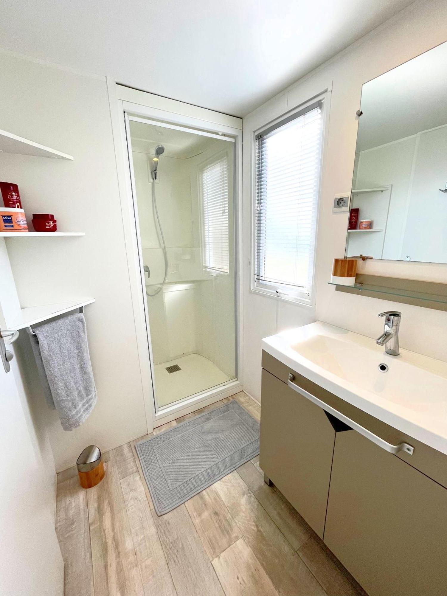 Mobil-Home Dans Camping 4* Сан-Лоран-дю-Вердон Екстериор снимка